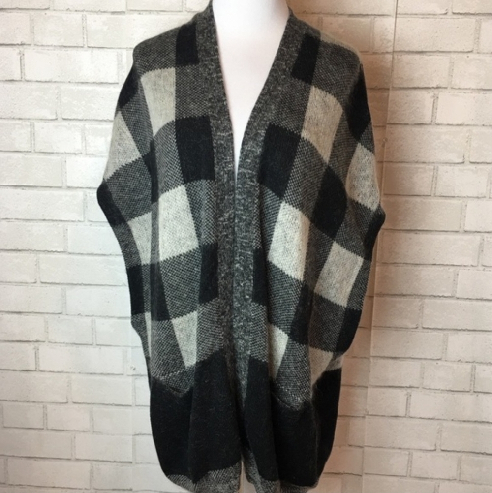 Banana Republic Mohair Wool Sleeveless Plaid Cardigan Sweater Cape Size XS-S EUC